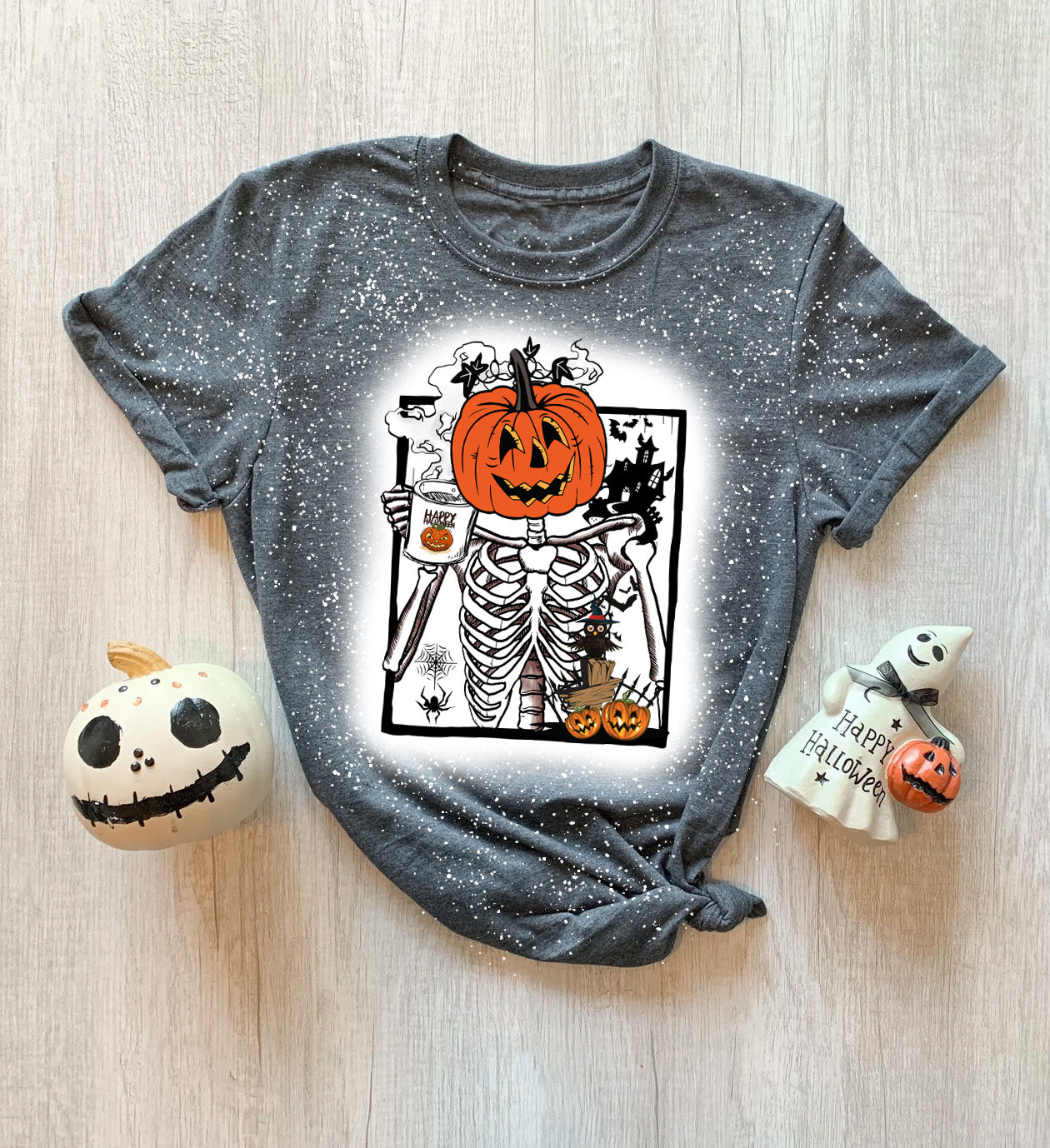 Pumpkin head skeleton bleached t-shirt